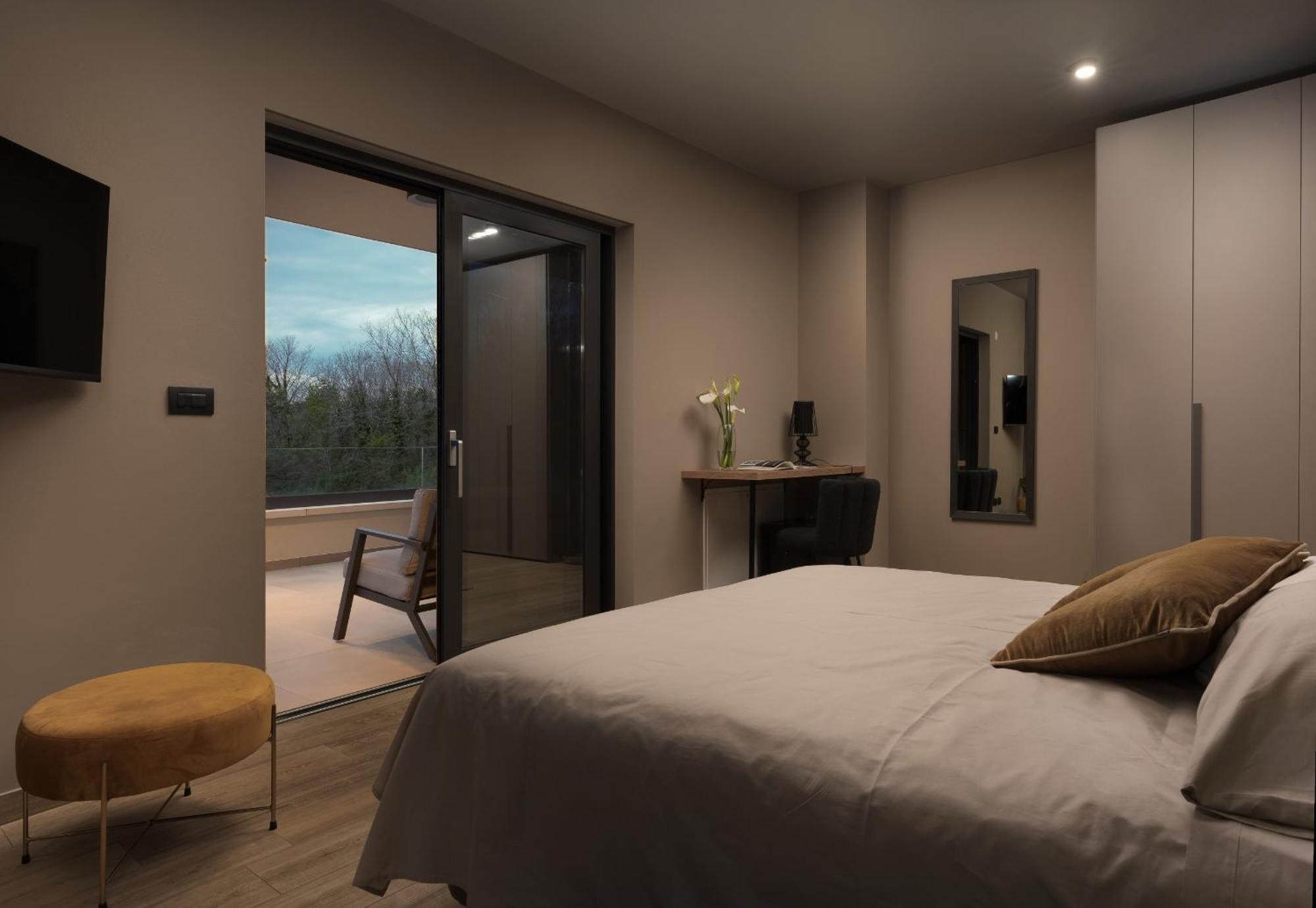 Rooms "Limes" Фунтана Номер фото
